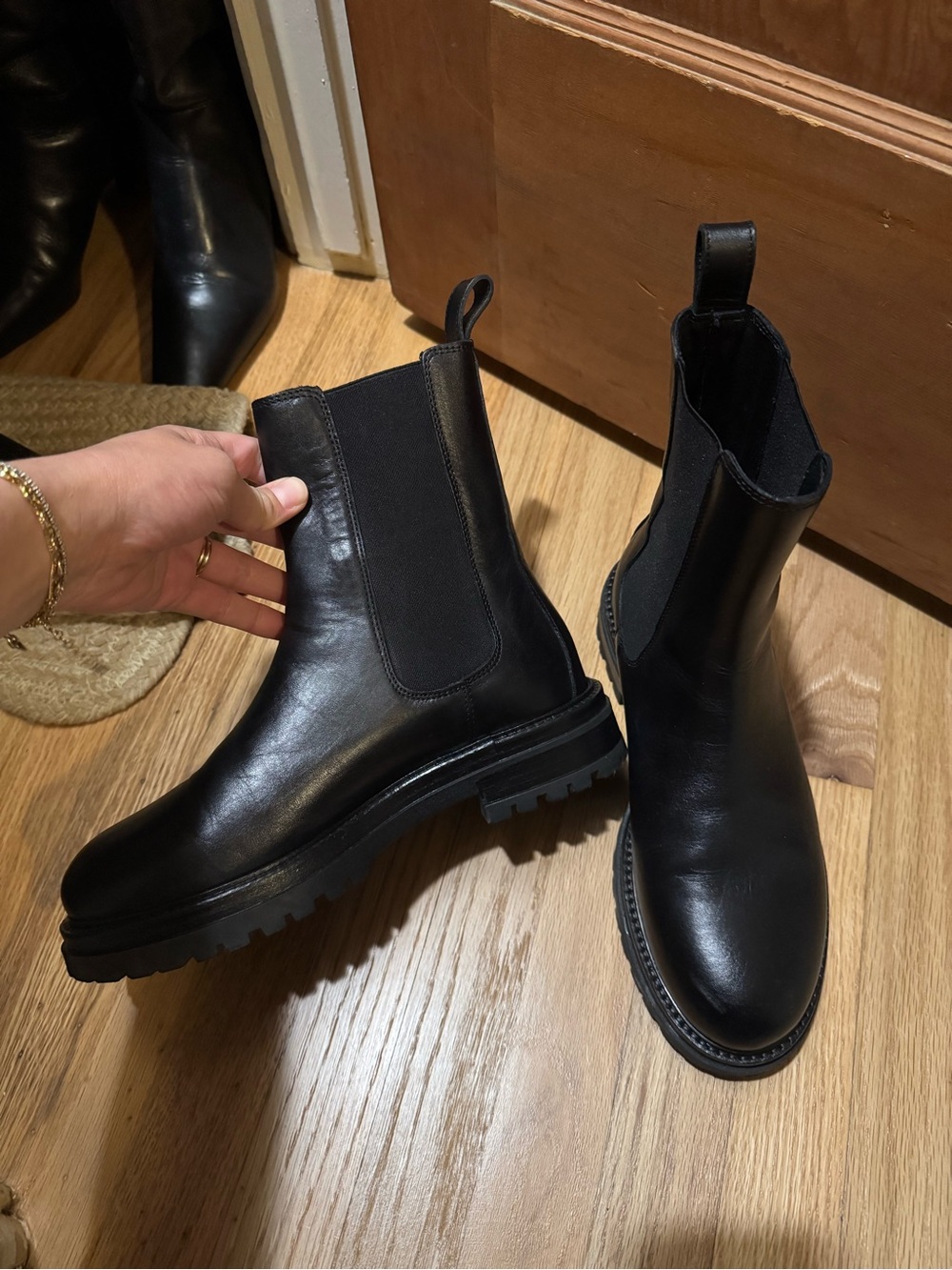Reiss Thea Leather Chelsea Boots